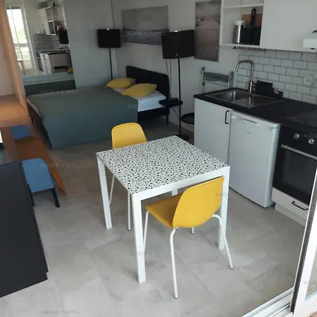 Heliopolis Batiment Ab - Studio Pour 2 Personnes 424 - Naturiste アパート *